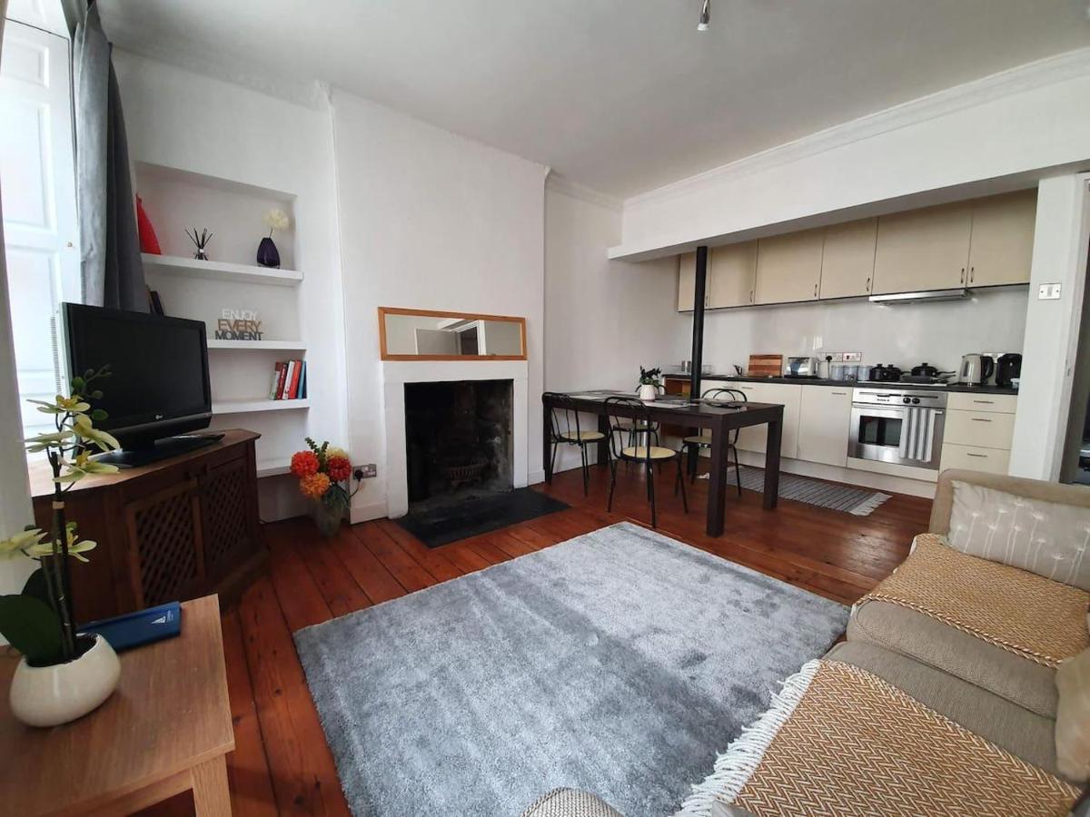 Lovely 2 Bedroom Flat In The Heart Of The * Edynburg
